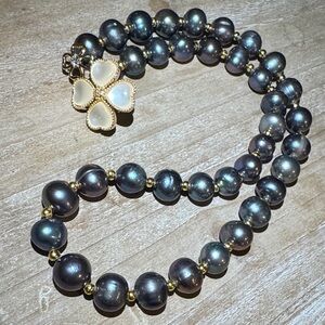 Elegant genuine Black Pearl Necklace with Gold Accents